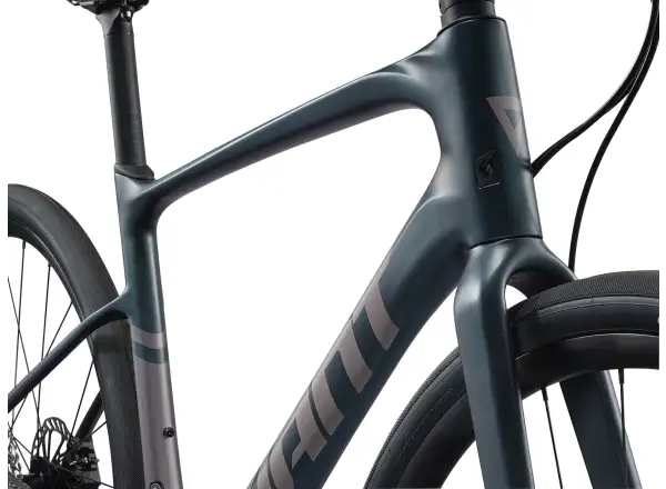 Giant FastRoad AR Advanced 1 road bike Asphalt Green