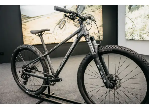 Nukeproof Tracker Sport 275 Essa 1x8 mountain bike Black/Bronze