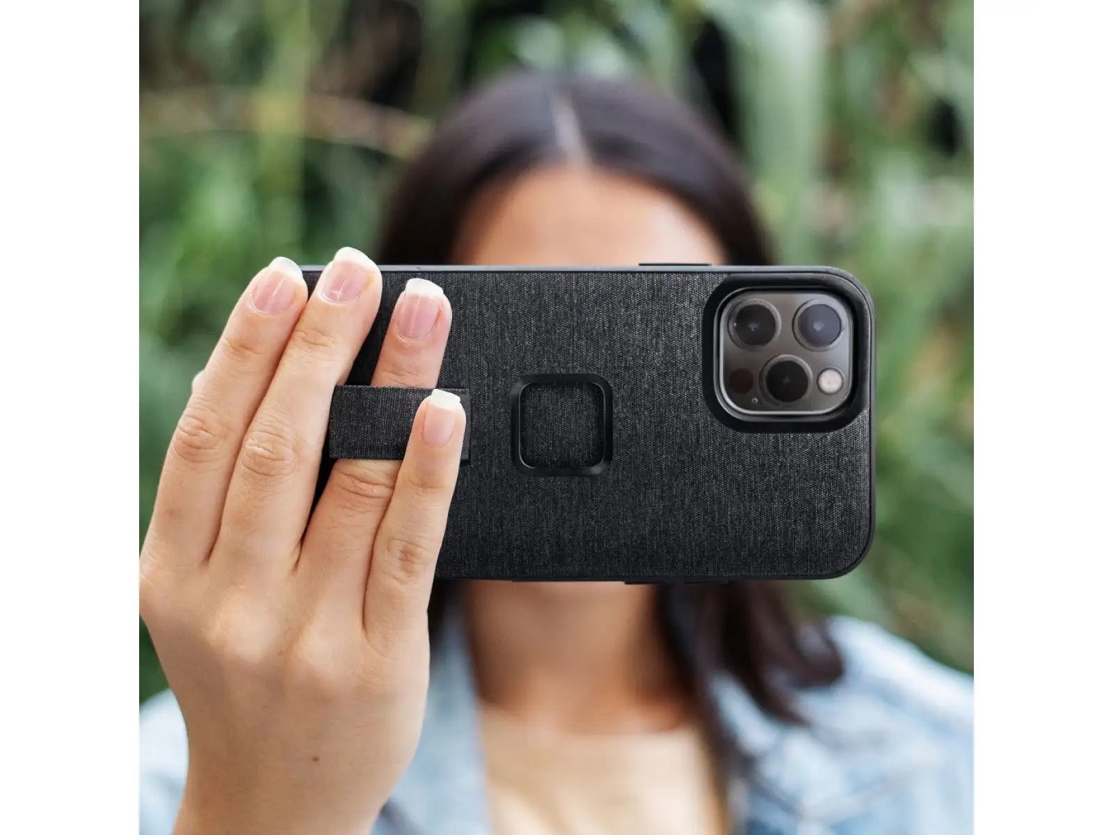 Peak Design Everyday Loop V2 case for iPhone 15 Pro Max Midnight