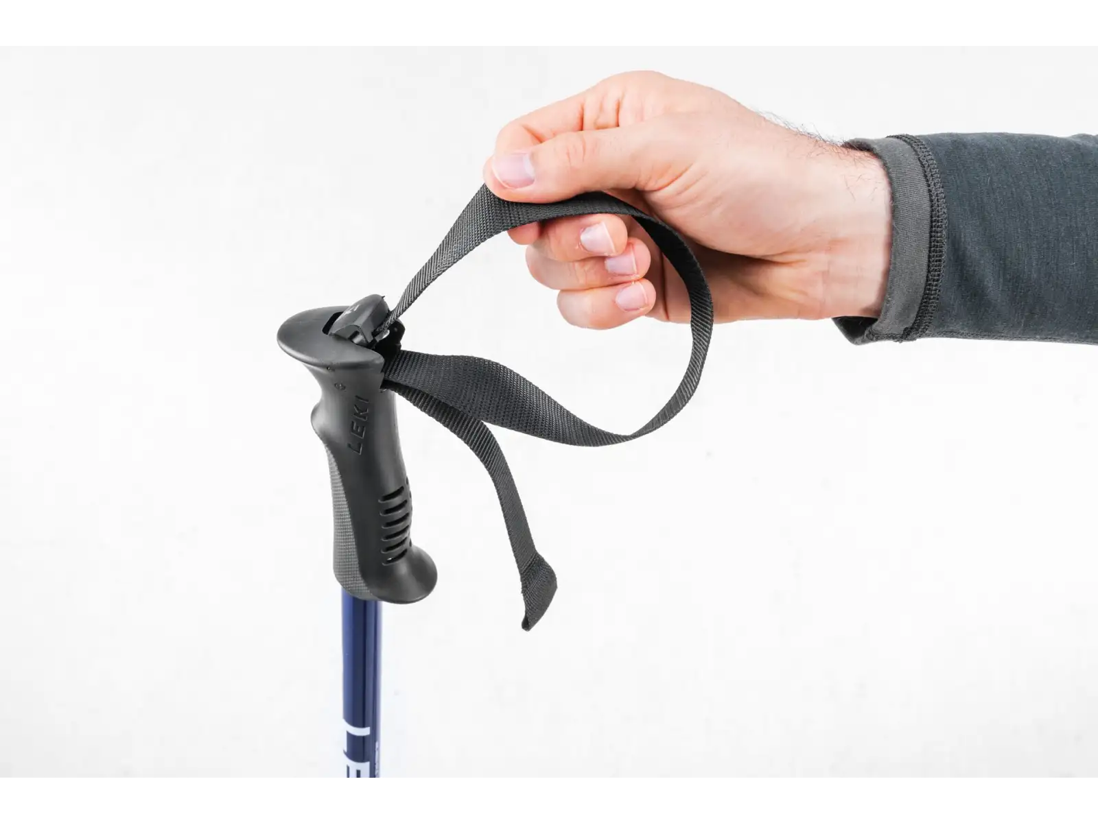 Leki Eagle trekking poles Midnight blue/Dark metallic size 110 - 145cm