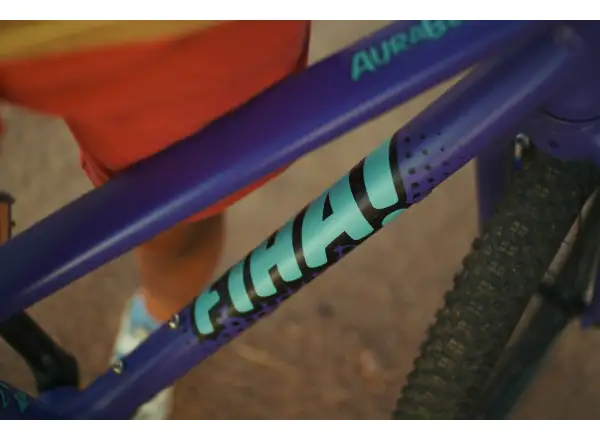 Fíha 16 AuraBlazer kids bike purple