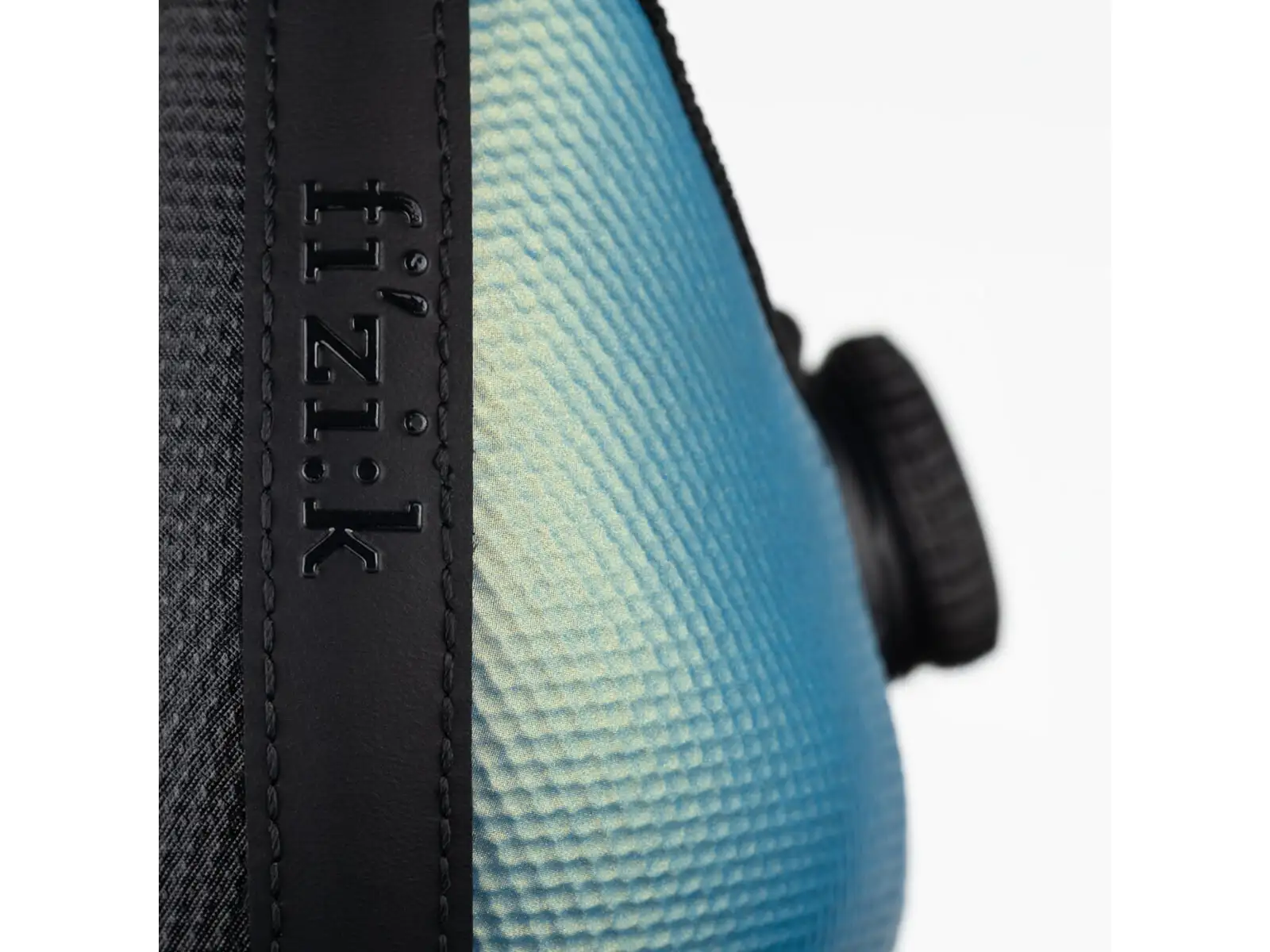 Fizik Tempo Decos Carbon Iridiscent road men's shoes Black/Light Blue