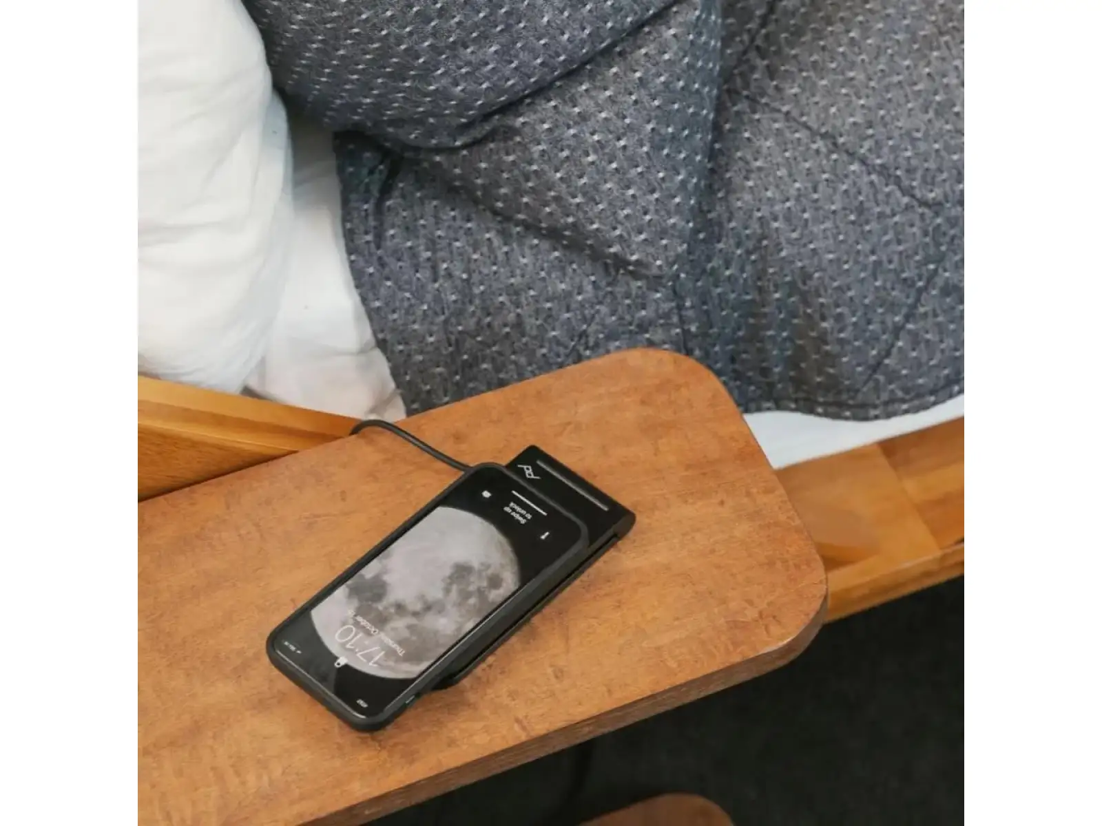 Peak Design Wireless Charging Stand magnetic phone holder Black
