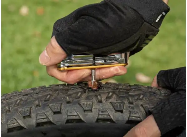 Topeak Tubi 11 Combo multi-tool 11 functions gold