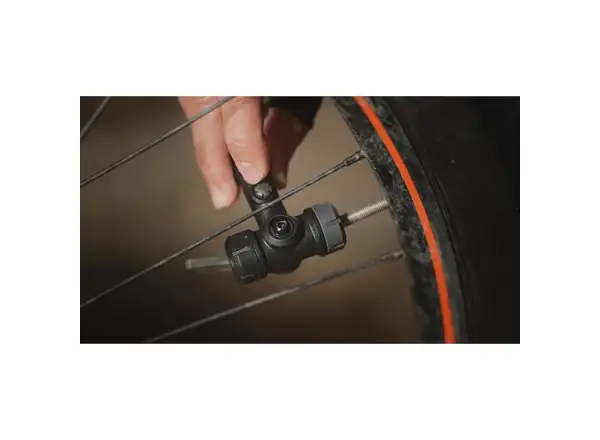 Topeak JoeBlow Mountain II floor pump green