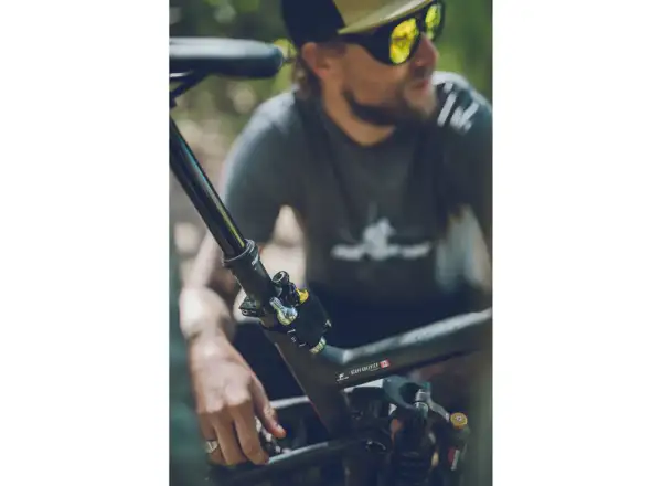 Lezyne Tubeless CO2 Blaster W/O CO2 tubeless tire repair kit