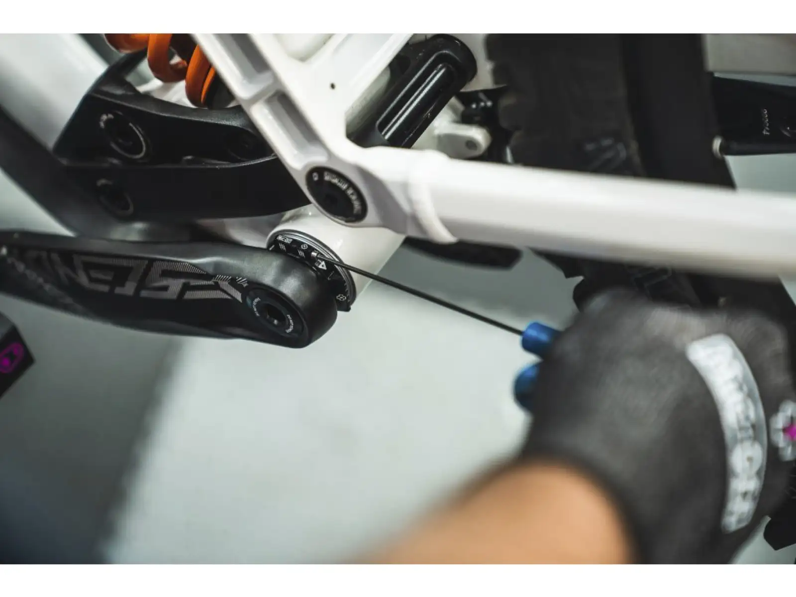 Muc-Off Crank Preload Ring silver