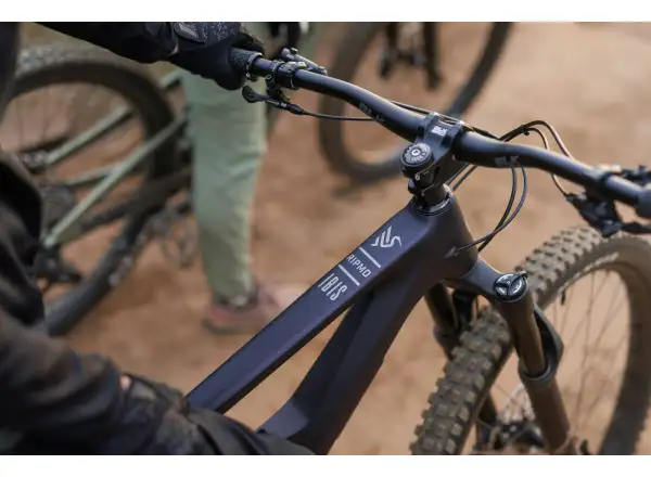 Ibis Ripmo V3 Deore mountain bike Heckleberry Purple