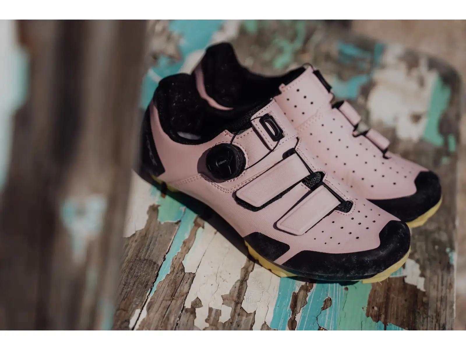Force Revo 2 MTB cycling shoes pink
