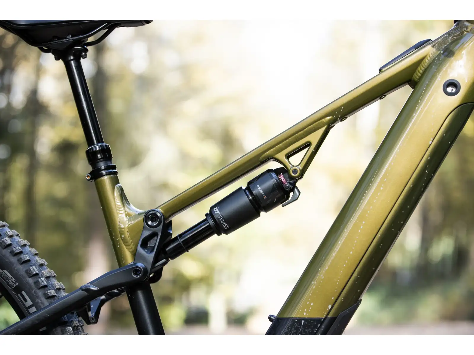 Superior eXF 6.8 full-suspension e-bike
