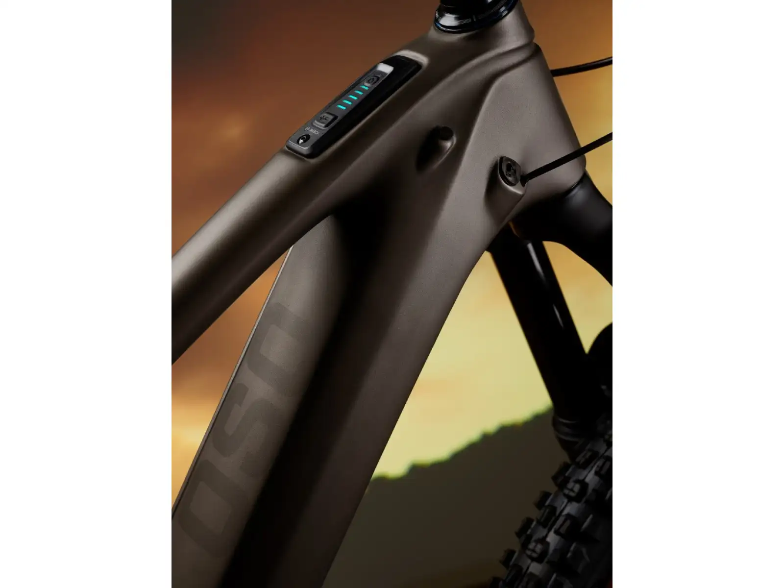 Ibis Oso GX T-Type full-suspension e-bike Grizzly Bronze