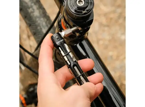 Wolf Tooth EnCase multitool 14 functions