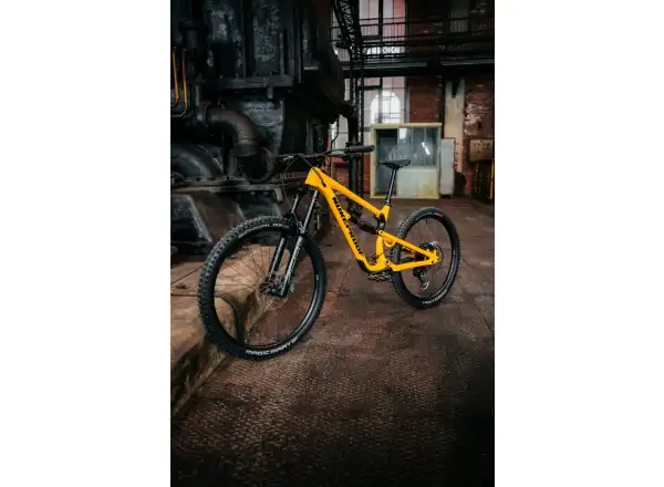 Nukeproof Mega 290 Pro Alloy Eagle 90 full-suspension bike Yellow