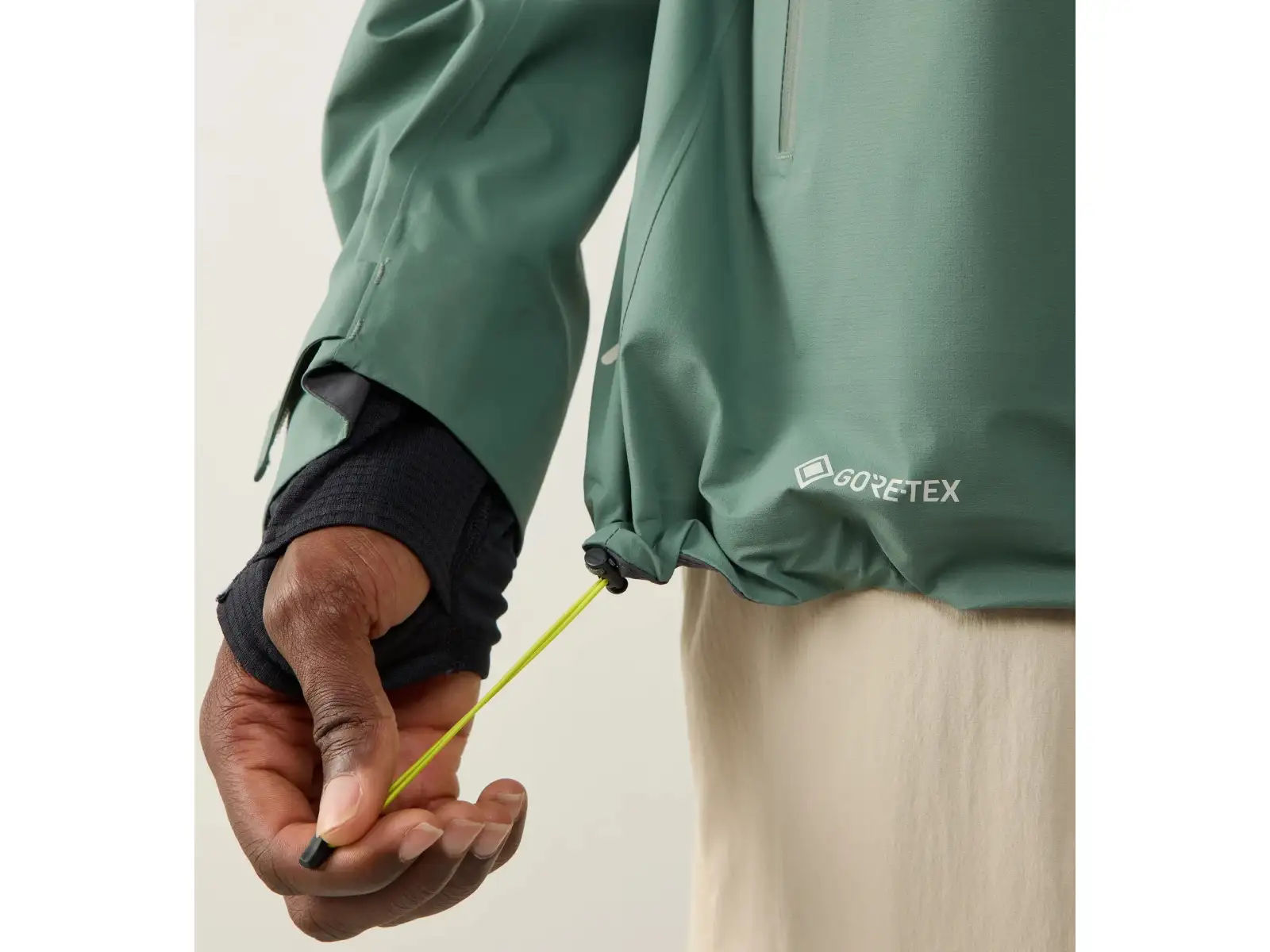 Haglöfs L.I.M AIRAK GTX men's jacket Chlorophyll Green