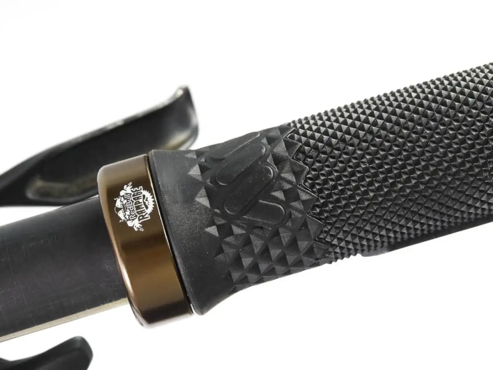 All Mountain Style Cero grips RedBull Rampage Black