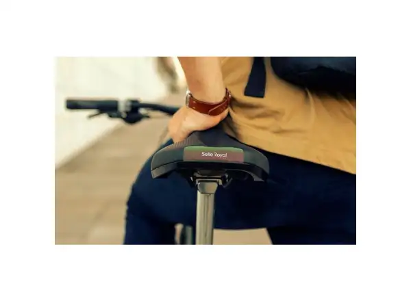 Selle Royal Vivo Athletic saddle black