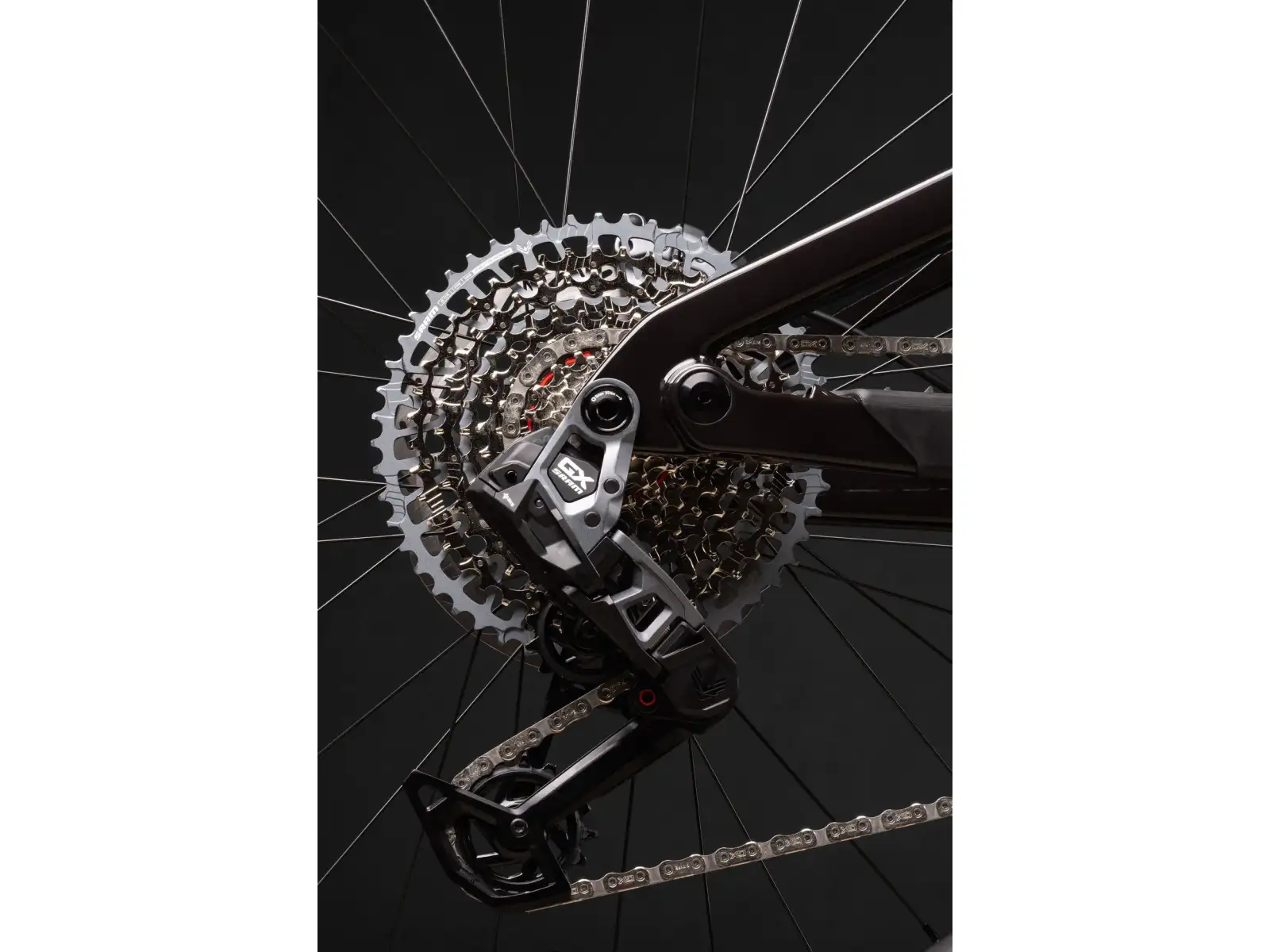 Santa Cruz Bullit 4 C MX Deore 7200 CH e-bike Matte Carbon