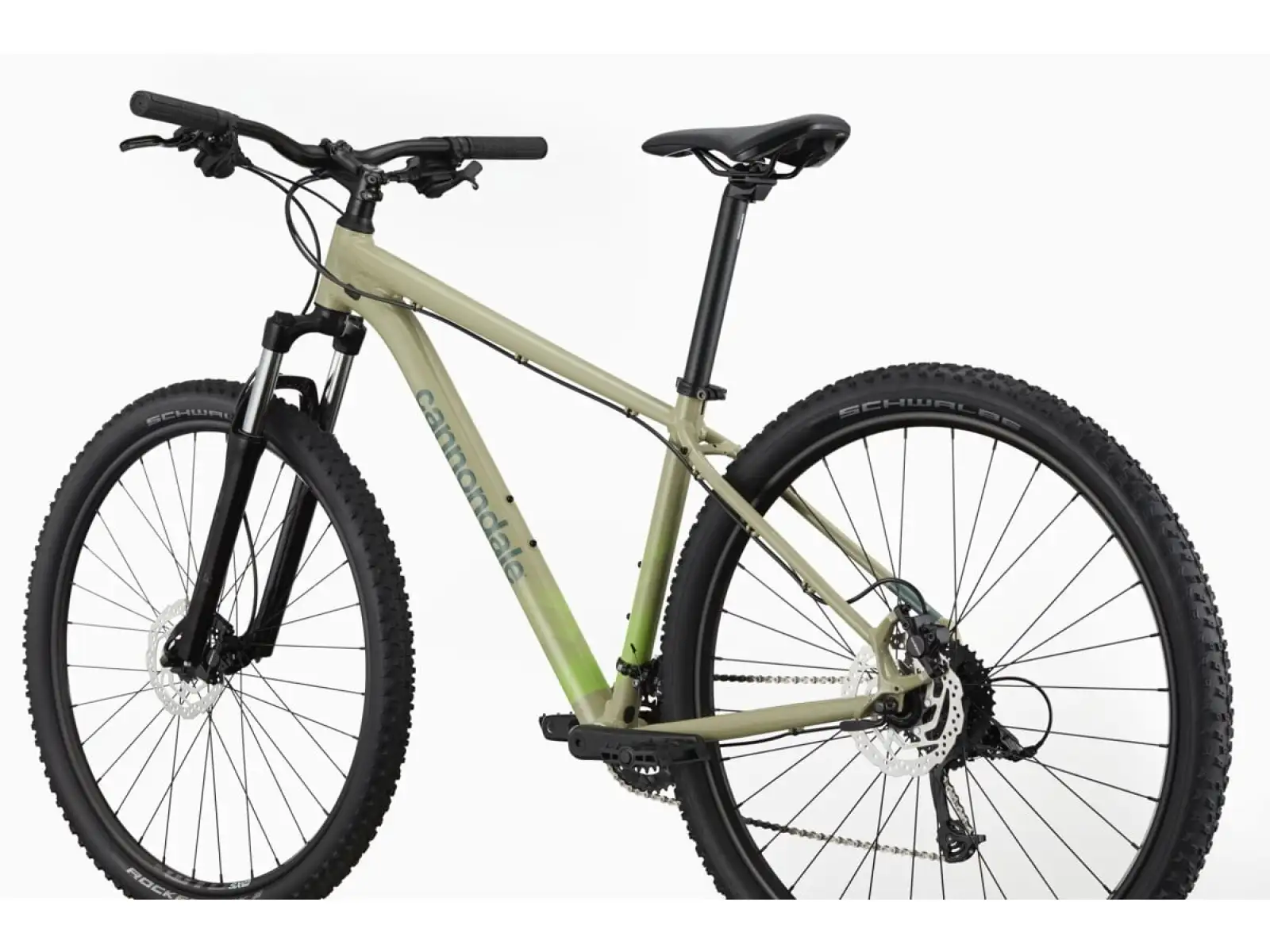 Cannondale Trail 8 27.5" mountain bike Quicksand