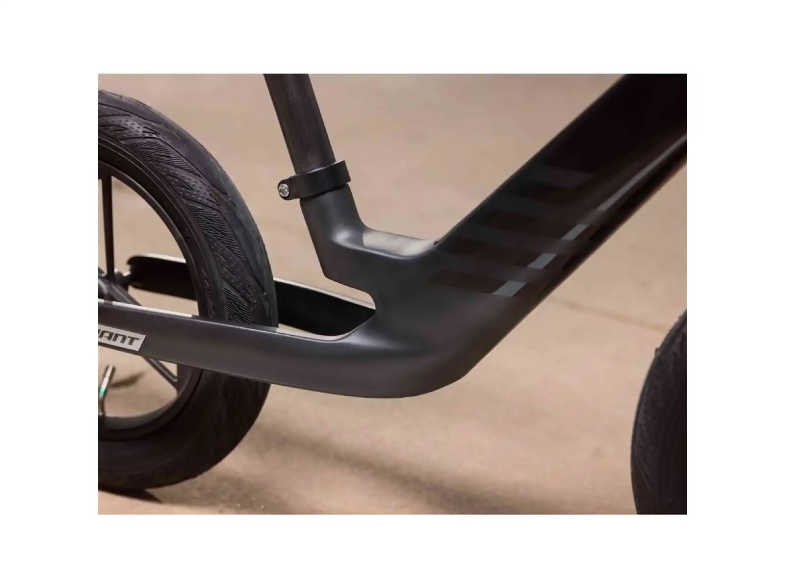 Giant PRE RCARBON PUSH BIKE children's balance bike