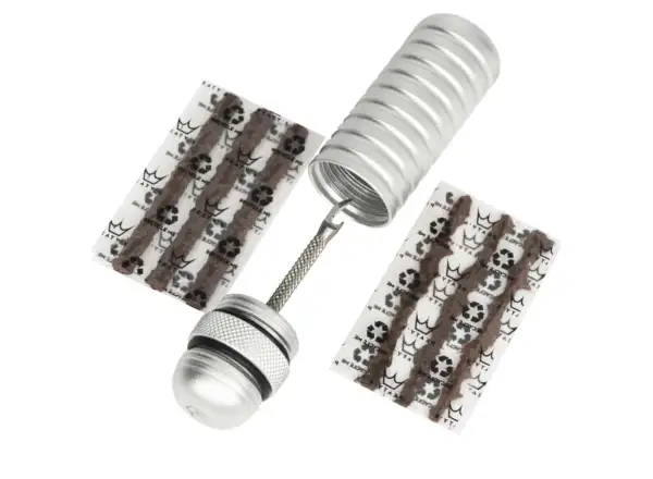 Peatys Holeshot tubeless repair kit Silver