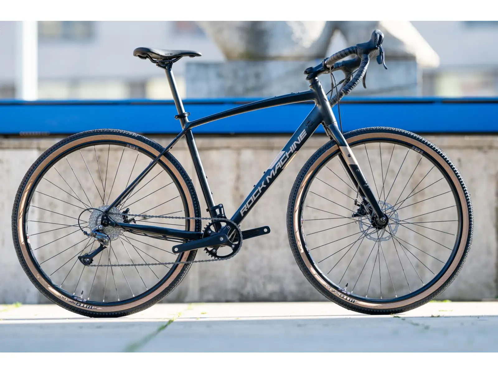Rock Machine Gravelride 200 gravel bike Gloss Black/Sand