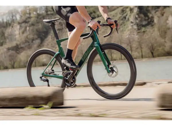 Isaac Meson Ultegra Di2 road bike Jade Green