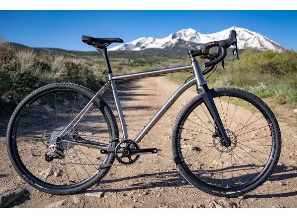 WHY cycles R+ Rival frame set