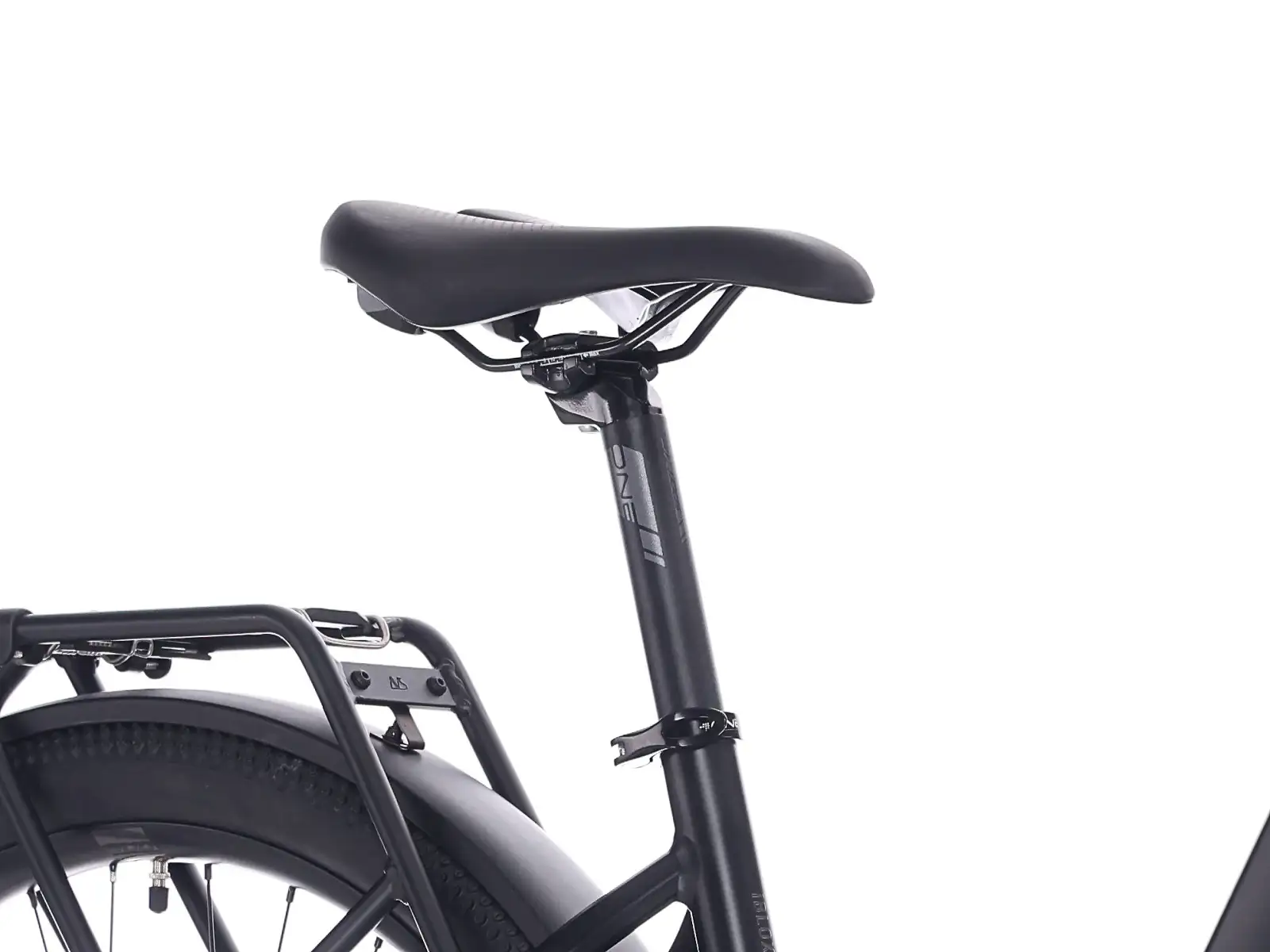 Superior iBlox 6.3 Low Step city e-bike Matte Black
