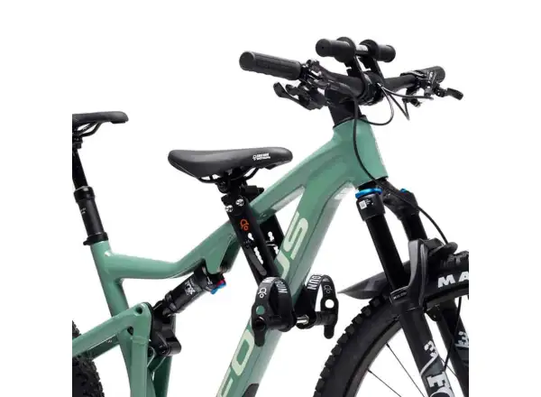 Kids Ride Shotgun MTB seat and handlebars on frame black