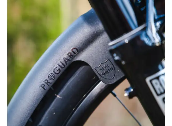 RRP ProGuard Standard Bolt-On V2 front fender černá