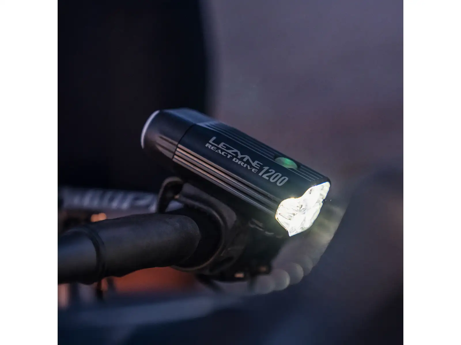 Lezyne React Drive Front front light Matte Black