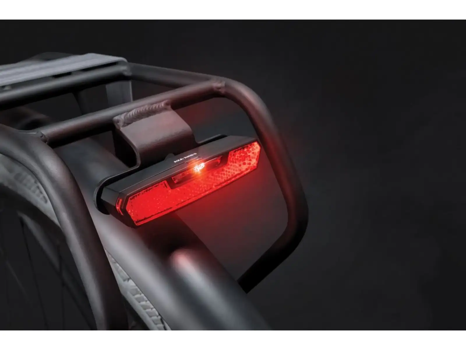 AXA Juno Battery On-Off light 50 mm