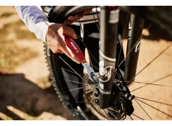 Unior tool 2in1 for disc brake service