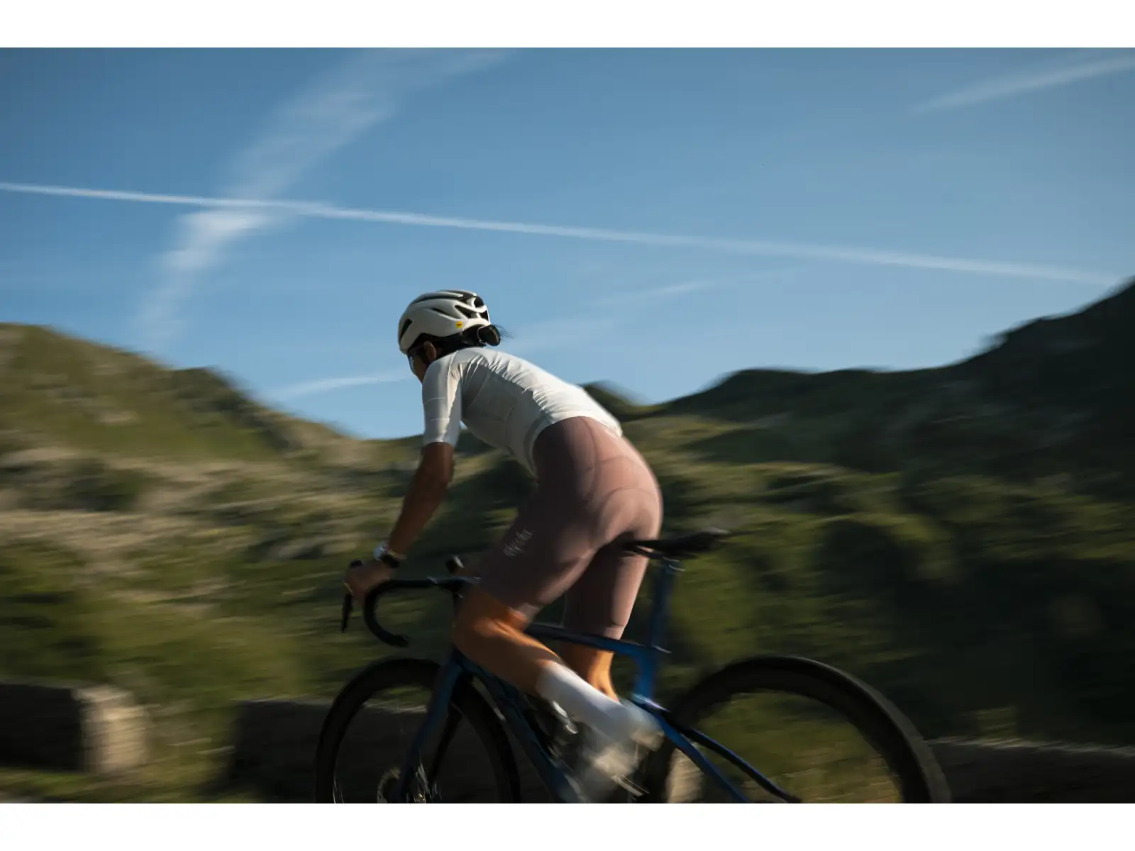MET Trenta 3K Carbon MIPS road helmet Opal Gray