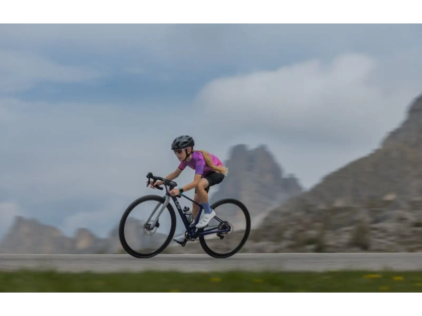 Liv Seek 2 kids road bike Purple Haze