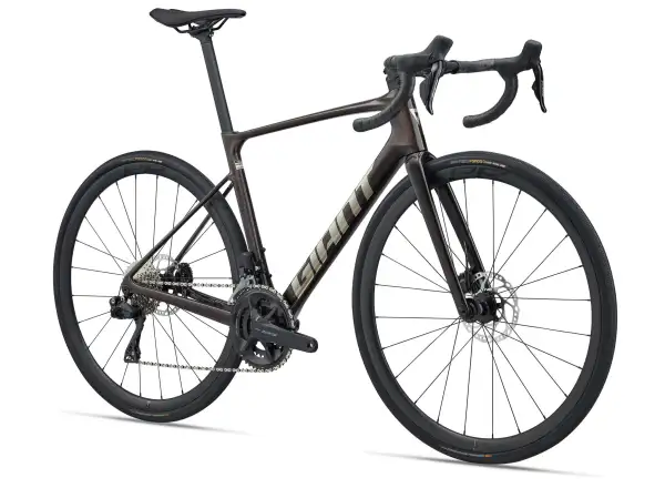 Giant Defy Advanced 1 road bike Obsidian Pulse