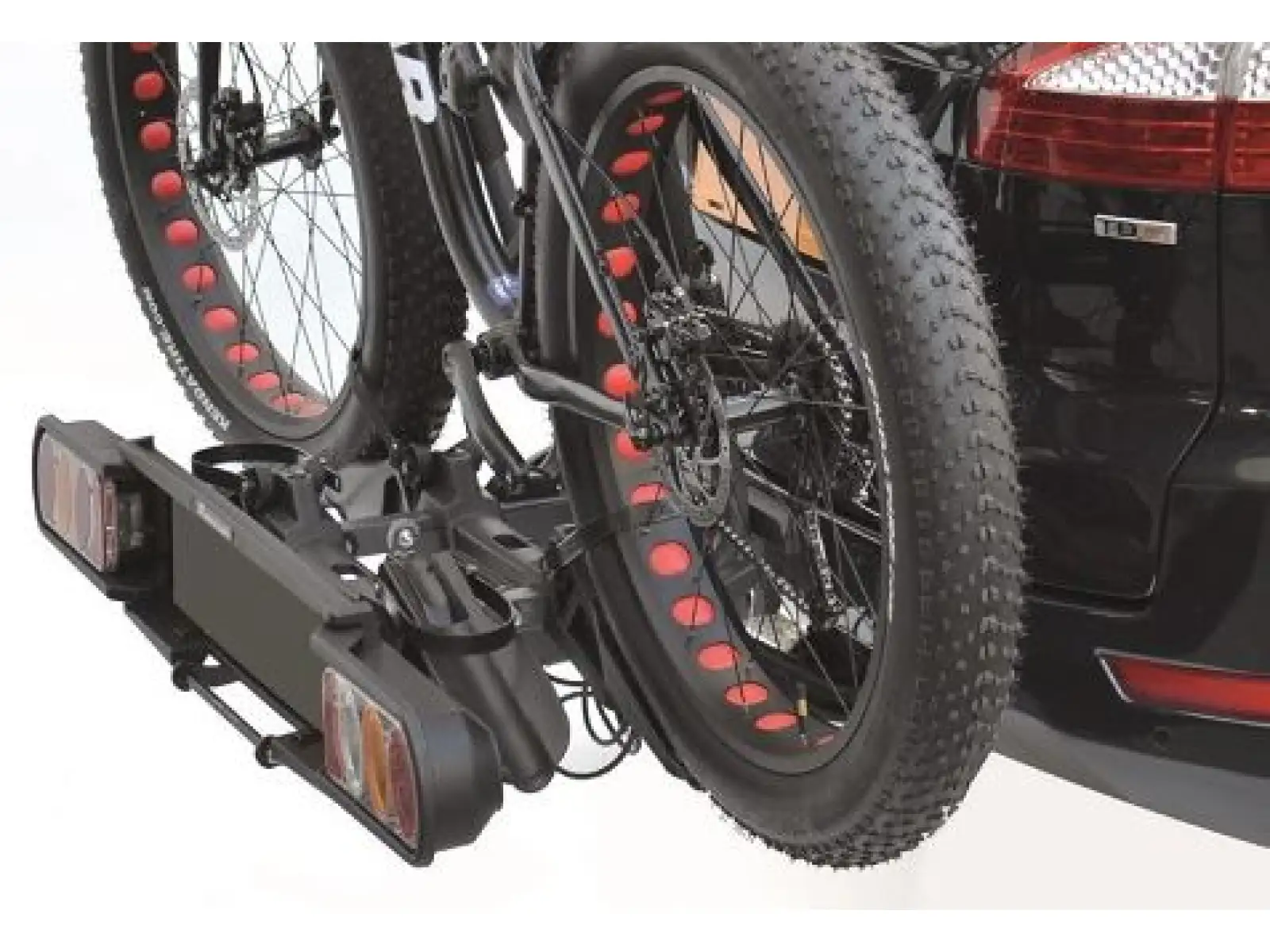Peruzzo Pure Instinct carrier for a tow bar for 4 bikes