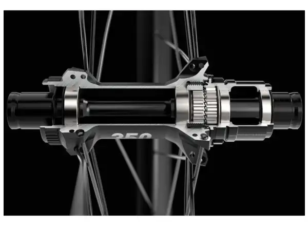 DT Swiss ARC 1600 Spline 62mm DBCL carbon road wheels