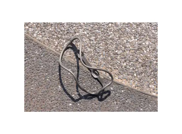 Giant Airway PRO Titanium bottle cage