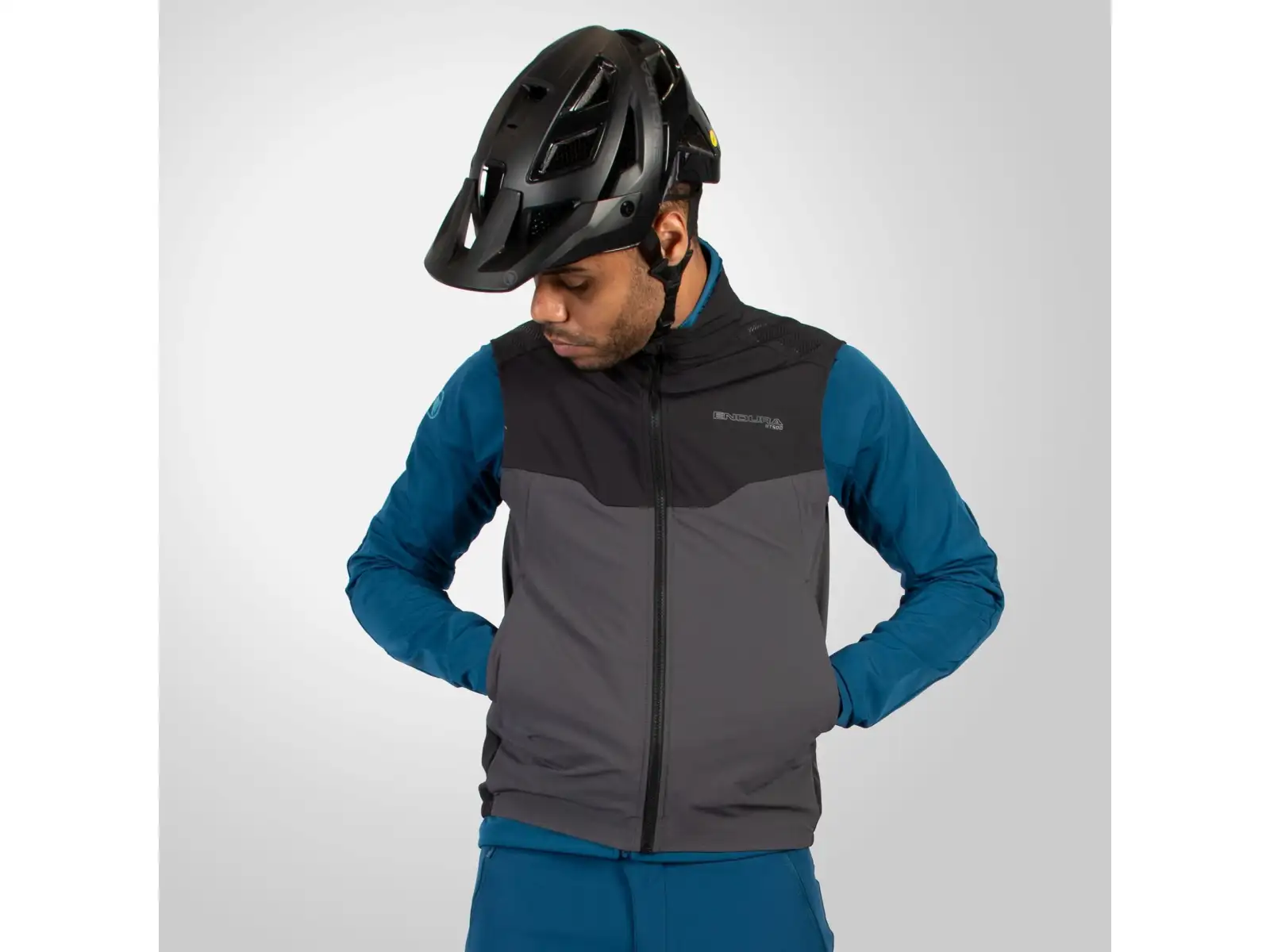 Endura MT500 Spray men's vest Black