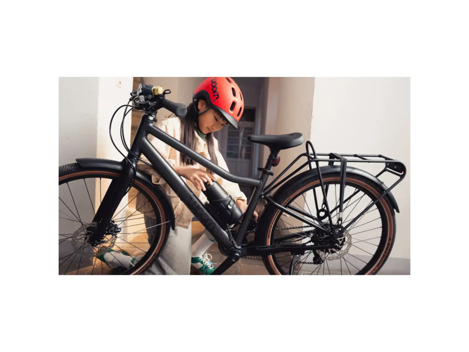 Woom Explore e 6 kids electric bike Graphite Grey