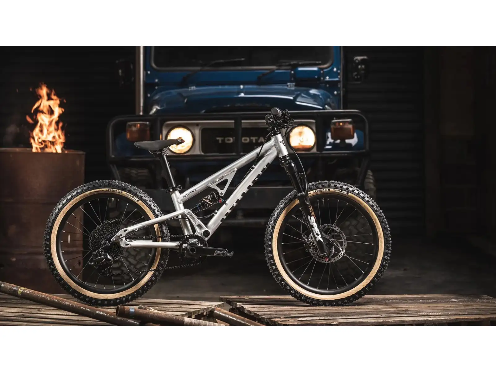 Early Rider Hellion X20 kids bike Raw