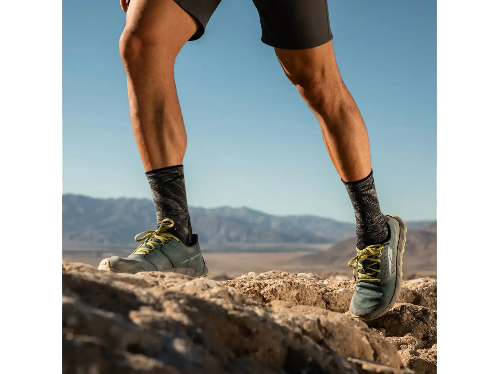 Darn Tough Light Hiker Micro Crew Lightweight Cushion men's socks Denim