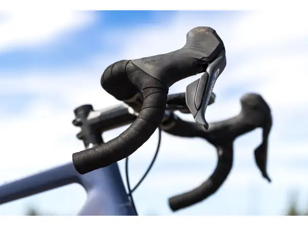 Shimano GRX Di2 ST-RX825 12sp. right shift and rear brake lever