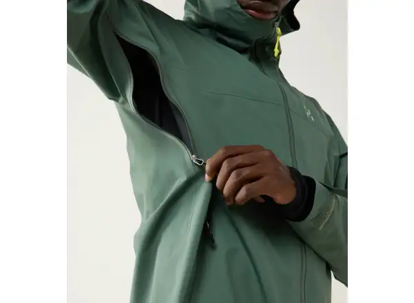 Haglöfs L.I.M AIRAK GTX men's jacket Chlorophyll Green