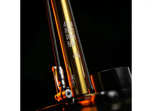 Lezyne 18K Digital Drive floor pump GOLD/BLACK