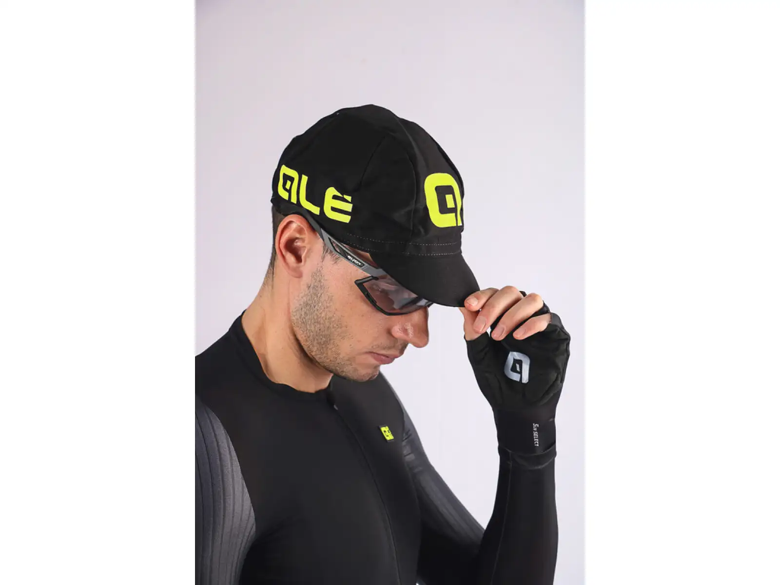 Alé summer cycling cap black/fluorescent yellow