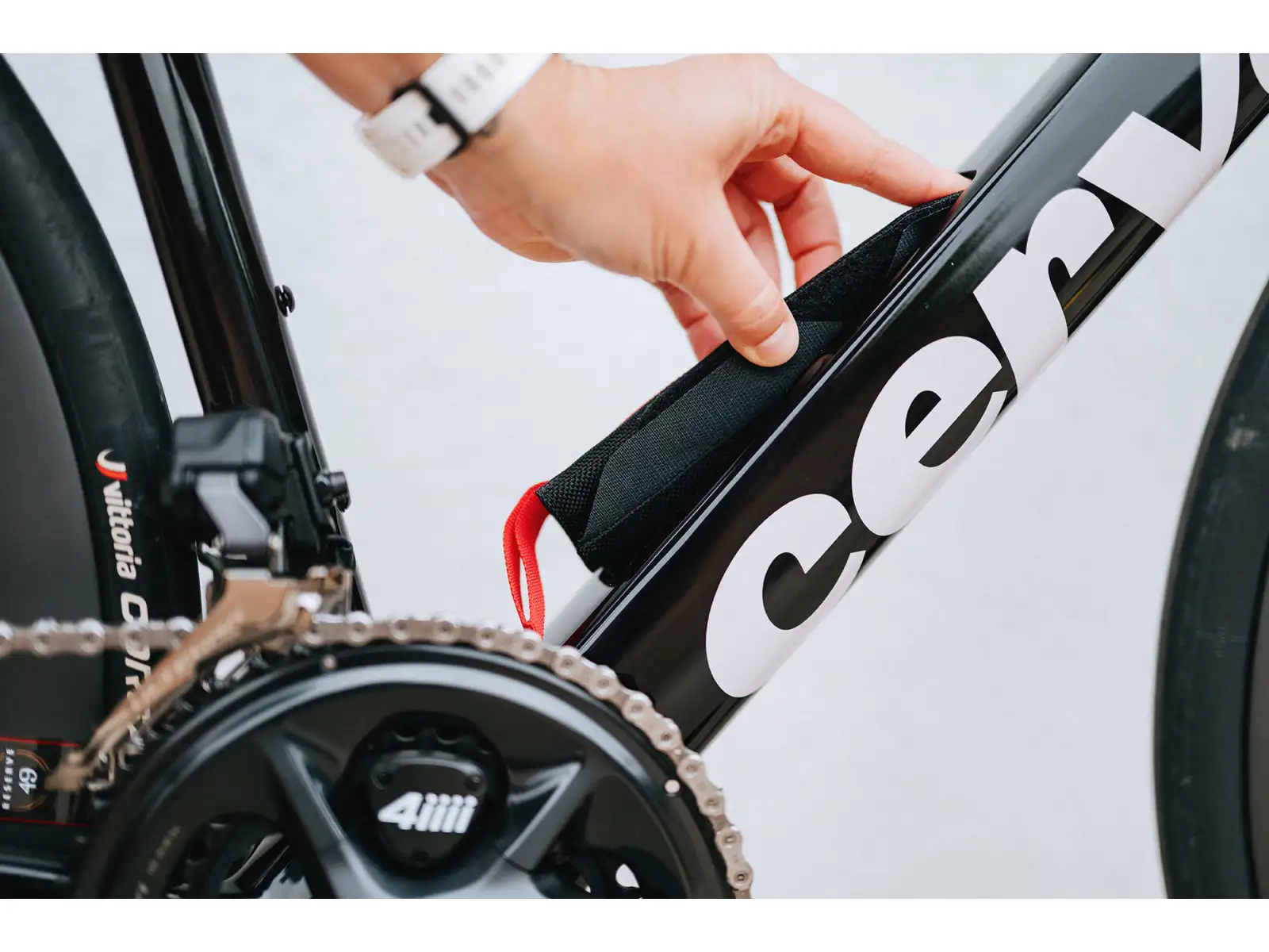 Cervélo Caledonia-5 SRAM Rival AXS Sandstone