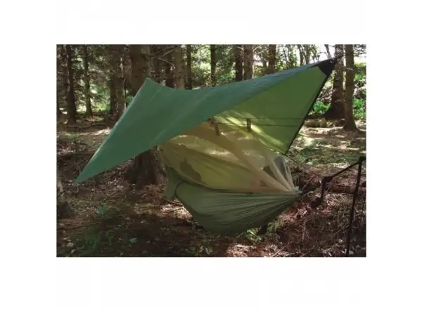 Highlander Nomad hammock with canopy and mosquito net