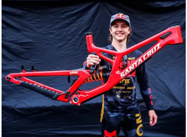 Santa Cruz V10 8 CC MX 24 downhill frame Red Factory size L